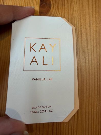Kayali - Vanilla 28 Sample