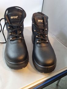 Safety Boots size 3 Arco