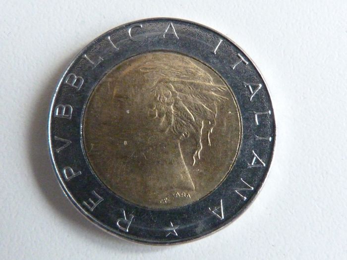 Excellent Italian 500 lire