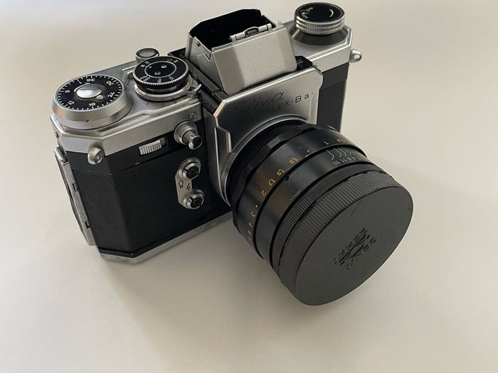 Edixa Reflex SLR film camera (Waist Level View Finder) camera only