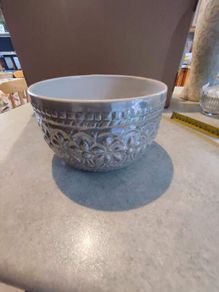 Vintage shiny style thai pattern embossed ceramic bowl