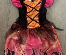 witches dress