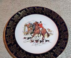 pair hunt scene plates