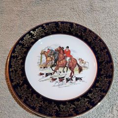 pair hunt scene plates