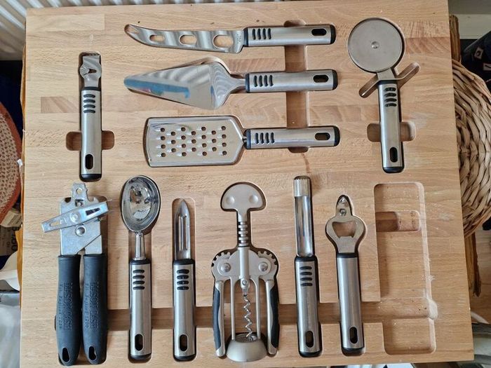Almost new Stainless steel full set
