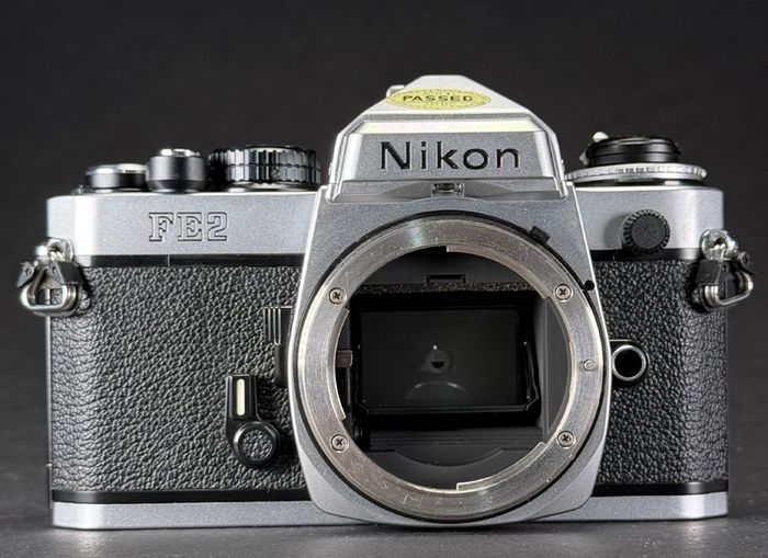 Nikon FE 2 bundle