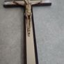 Vintage Wood Crucifix Gold-tone Jesus Lucite accent 31 cm. Image 5