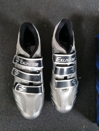 Exustar Cycling Shoes Size 40 / 6
