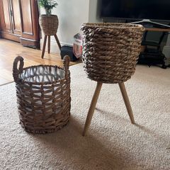 plant pots