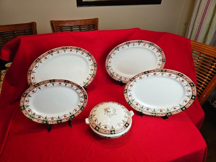 Arklow Pottery Alton Design coffee set elements, saucers, sugar bowl