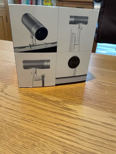 Apple iSight Webcam + Noise Suppression Microphone