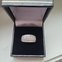 Diamond ring
