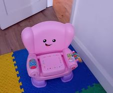 laugh and learn Vtech Chair