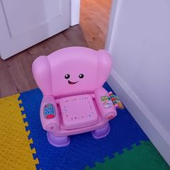 laugh and learn Vtech Chair