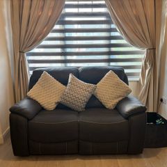 Recliner sofa
