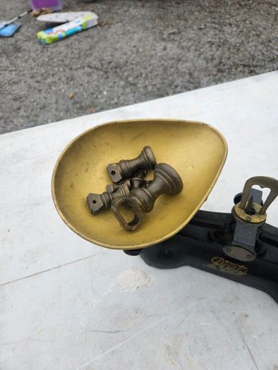 vintage kitchen scales