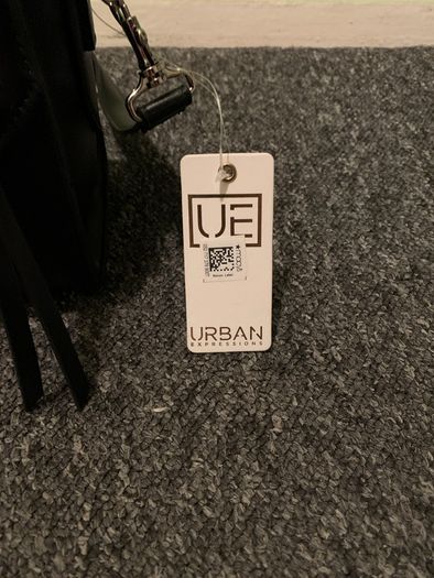 Urban Expressions Sophia Box Crossbody Bag
