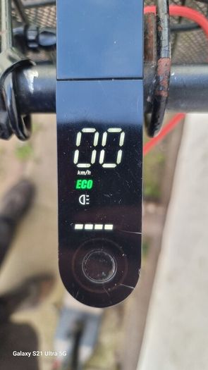 Electric scooter
