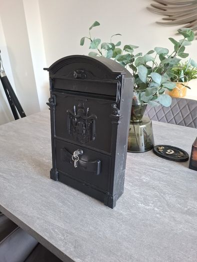 Post Box
