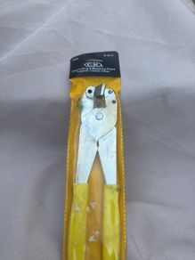 tile pliers