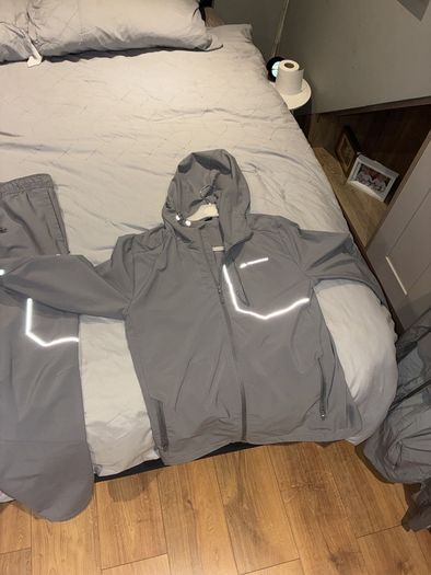 monterrain tracksuit size M