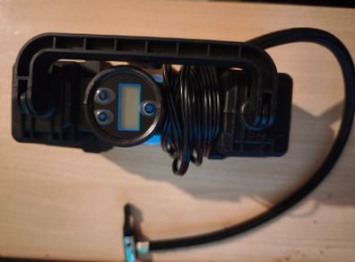 Meshuba 12V Portable Tire Pump