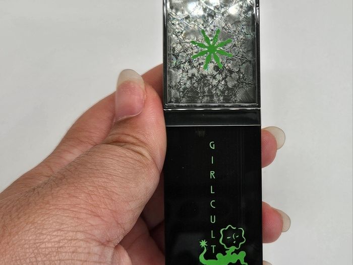 C-Beauty Girlcult High Shine Chameleon Mirror Lip Glaze in J73 Colourful Fairy Water