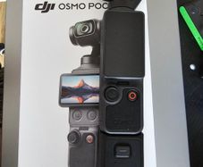 Dji osmo pocket 4 creator combo..2 months old