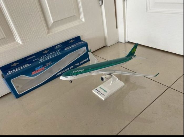 Aer Lingus A330-300 Skymarks