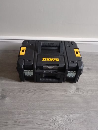 DeWalt Small TSTAK Box (New)