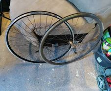 28 inch / 700c wheels