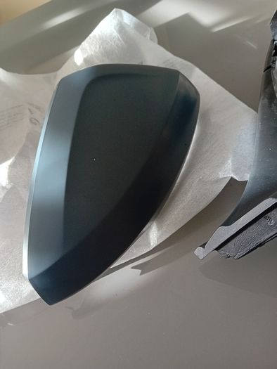 VW Mirror