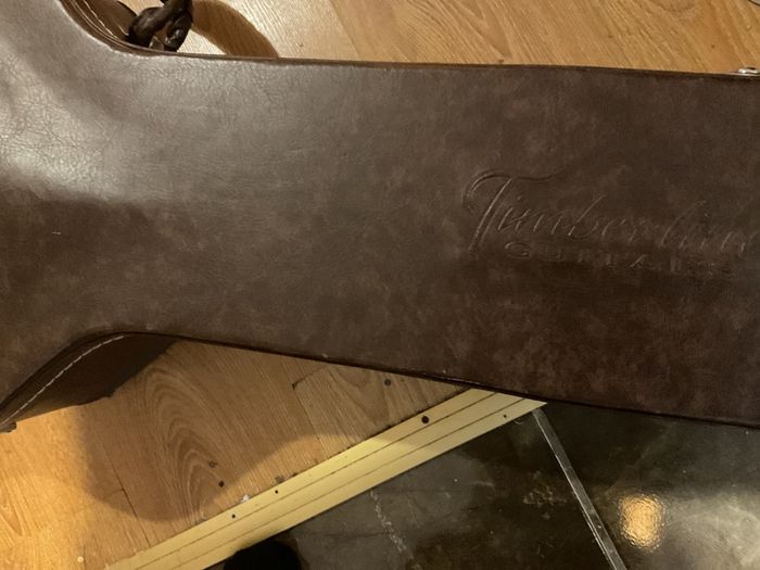Timberline acoustic guitar 4/4 size.