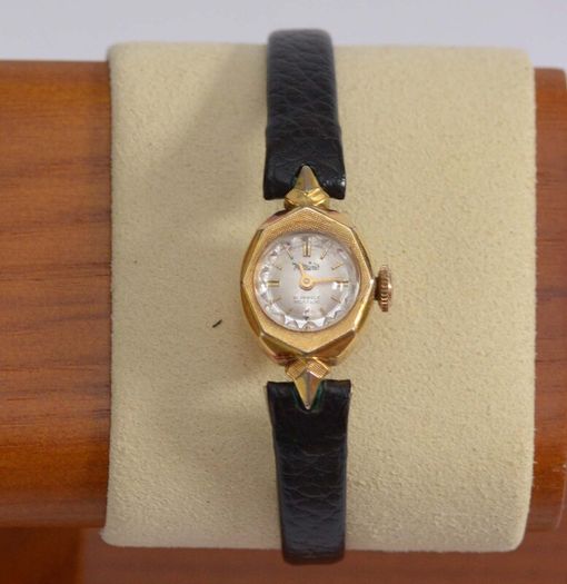 Vintage Ladies Swiss Gold Mechanical Watch