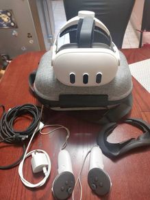 Meta Quest 3 128GB Bundle, Pristine plus BOBOVR C3 & PC Link