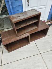Free shelves (one remaining)