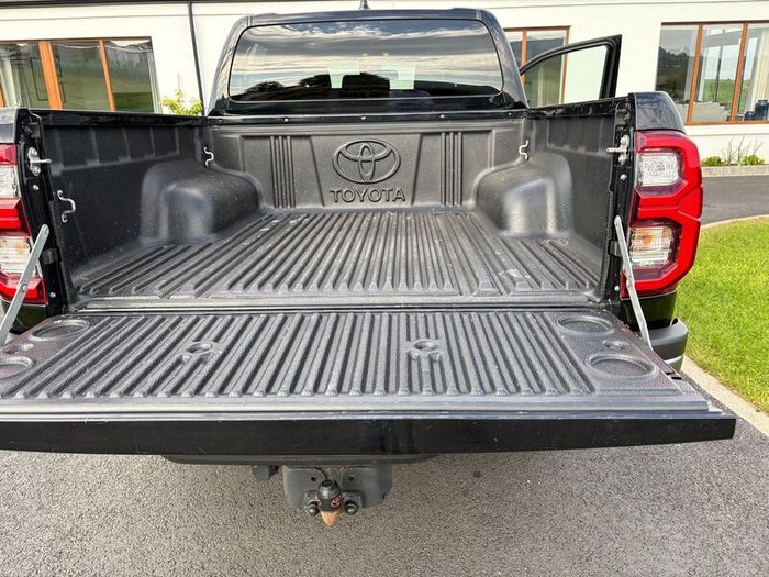2022 Toyota Hilux Invincible X 2.8 Auto