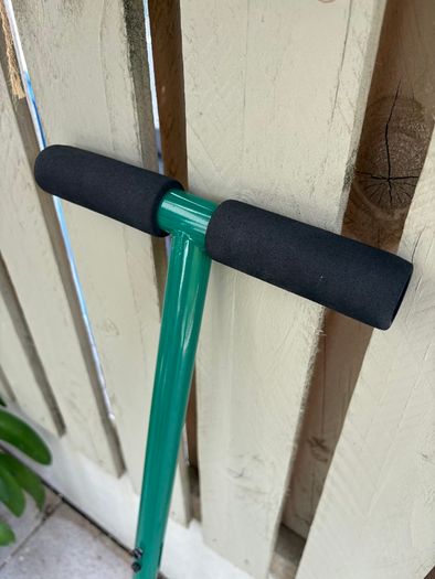 Lawn aerator Spikes Aerating tool manual