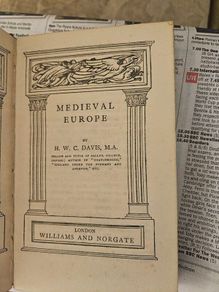 Medieval Europe By H.w.c.davis. M. A. 1915 Hardback In Good Condition.  See Photos For Same.