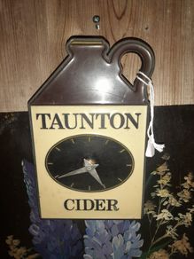 Vintage Taunton's Cider Clock