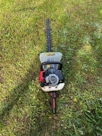 Petrol hedge cutter (not working!)