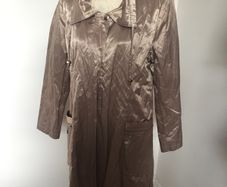 Stunning Vogue Ladies Gold Coat Size 16 - New with tags