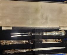 carving set