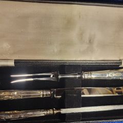 carving set