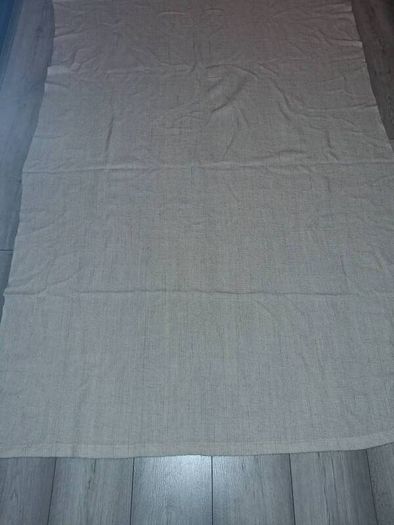 Brand Ikea Gurli Throw- Colour - White  & Beige - Size - 180cm x 120cm