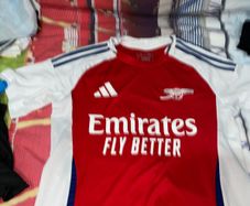 Real arsenal football jersey can ship if needed