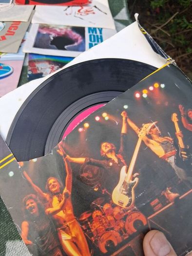 17 Quality 70's 45 Vinyls