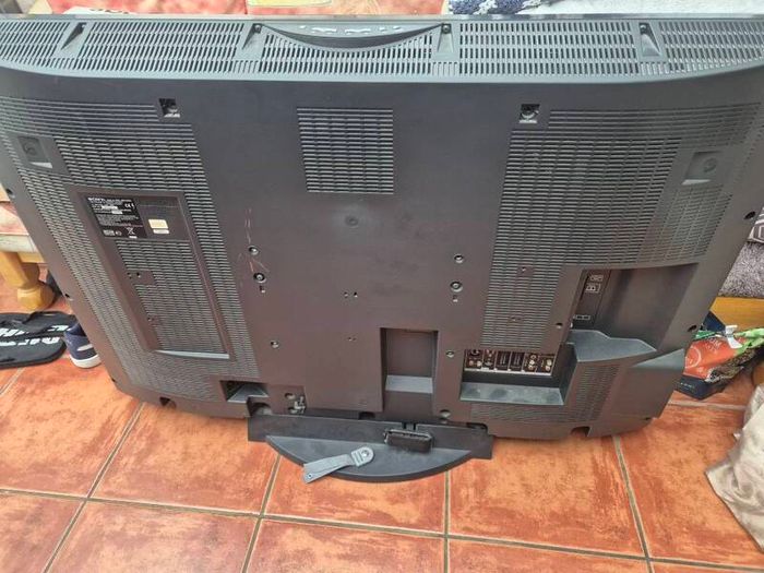 faulty tv 46 inch