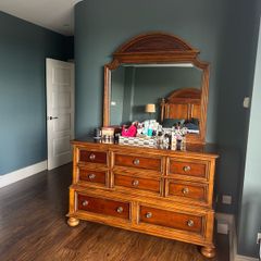 Bassett bedroom suite 5 ft bed plus 2 lockers plus chest of drawers