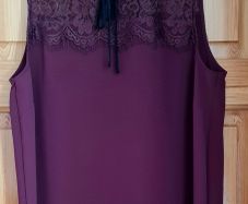 Burgundy sleeveless lace top